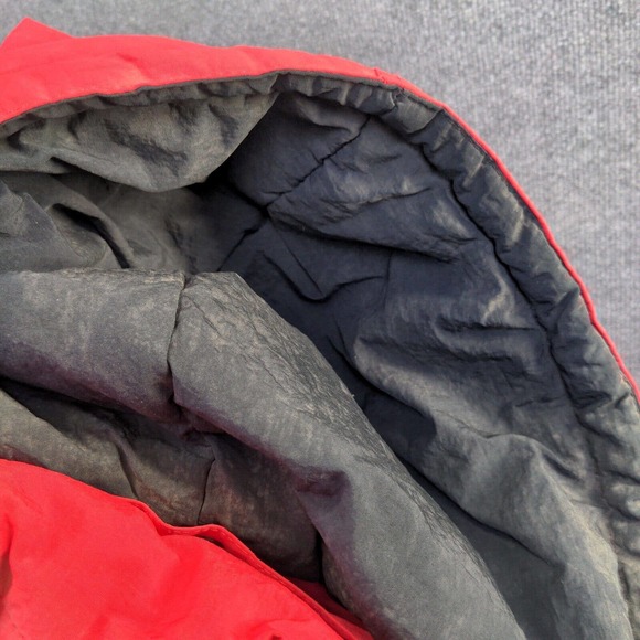 Marlboro Country Store Men's Down Hooded Puffer Jacket Red Medium Vintage - Picture 8 of 16